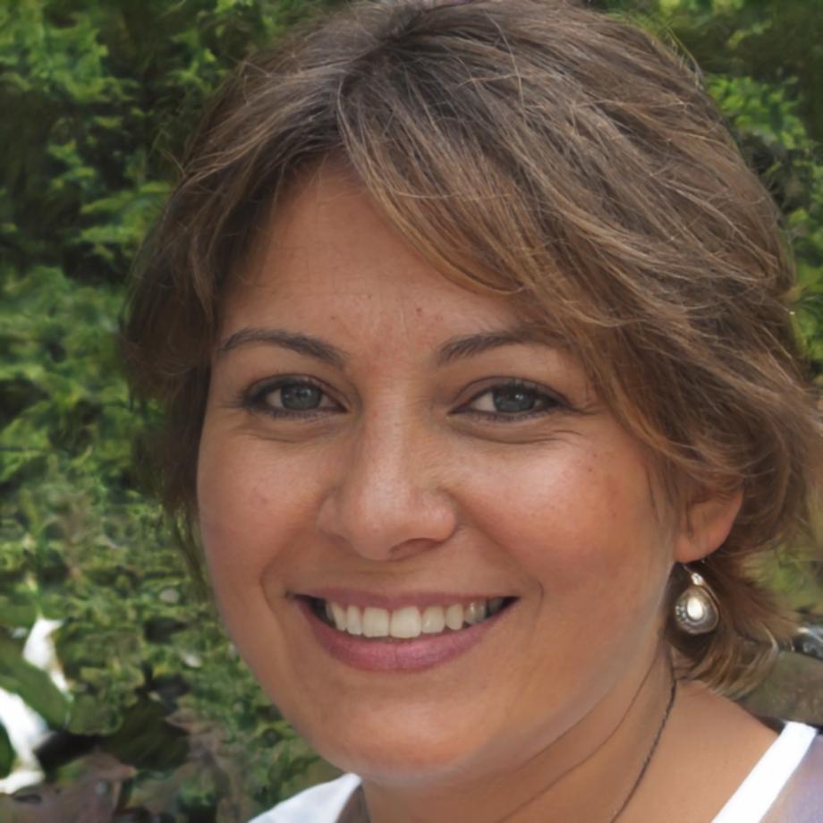 佐藤恵理の顔写真